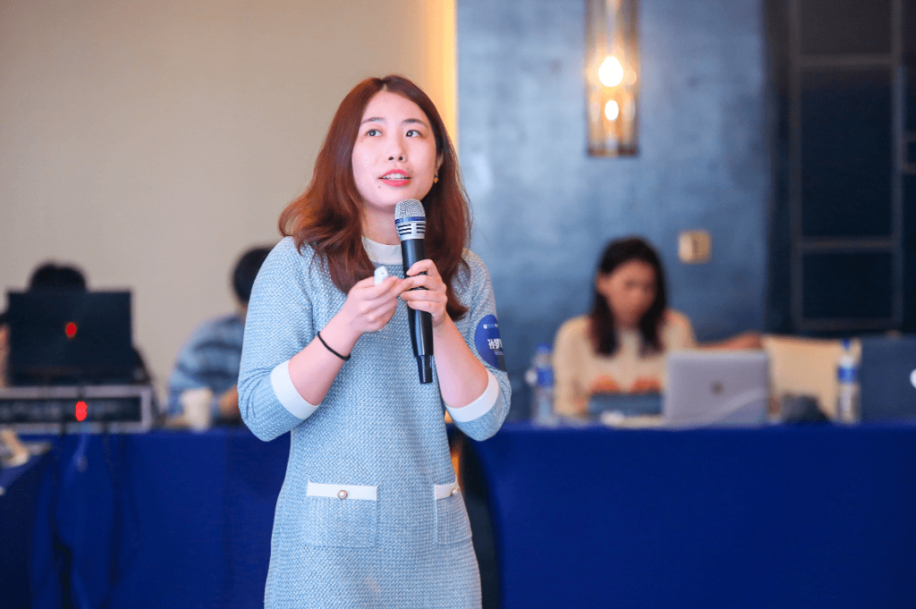 赋能行业新发展,《中国教培行业的创新复盘与浪潮展望2020》发布-黑板洞察