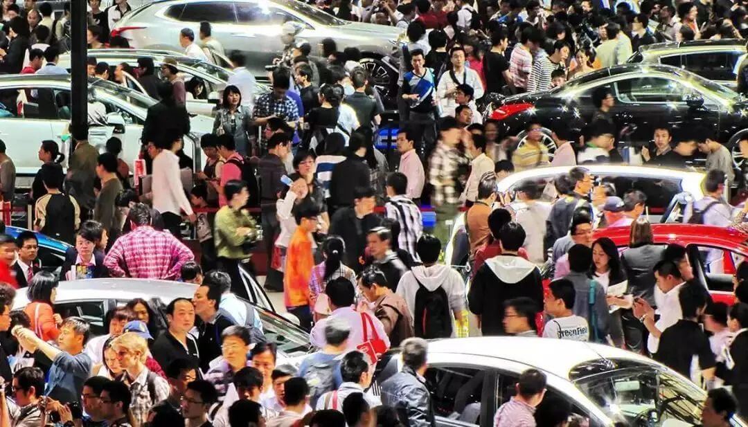 硝烟再起!送钱、送房、送户口:50城“抢人大战”进入终极对决-黑板洞察