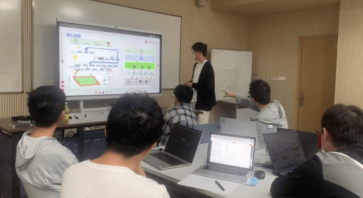 深圳大学“腾讯ai班”学生开发ai养鹅小程序,实现呆鹅监测、病鹅预警-黑板洞察